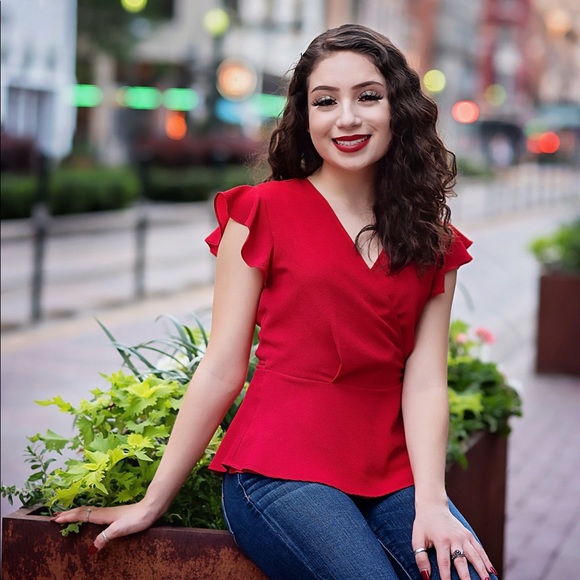 Meet your Posher, Amanda - Picture 4 of 8